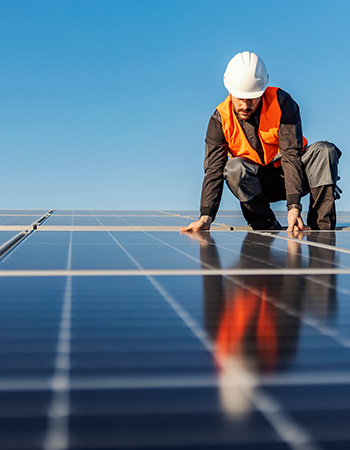 Installation d'un panneau photovoltaïque