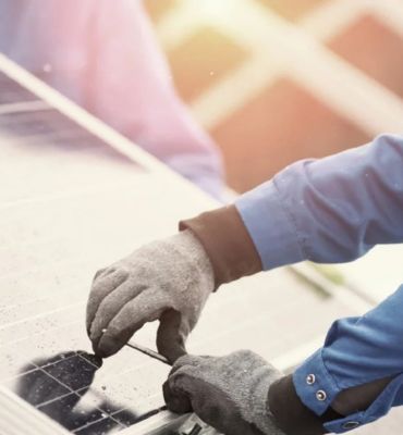 Caractéristiques d'un coffret électrique pour panneau solaire.