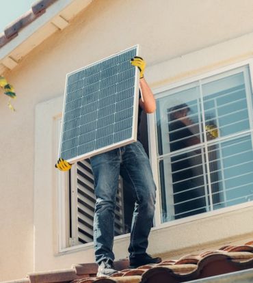 Fixez vos panneaux solaires sur votre toiture ou au sol grâce à la griffe K2SZ