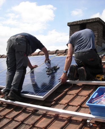 L'installation de vos panneaux photovoltaiques.