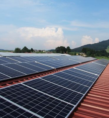 Produisez de l'énergie verte en abondance grâce à un système d'onduleur fiable.