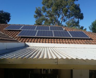 Rentabilisez l'installation de vos panneaux solaires à Six-Fours en 5 ans grâce à Solairkit.