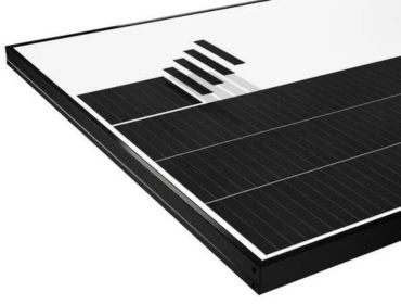 Selon les marques, les panneaux solaires peuvent être différents, tant au niveau de la puissace que de leurs dimensions.